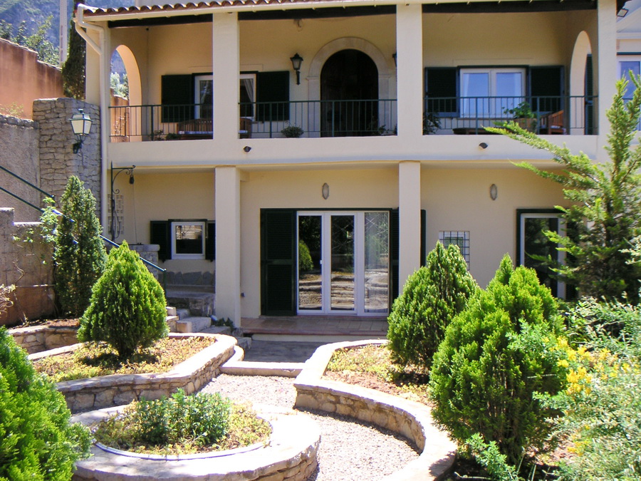 Living area: 350 m² Bedrooms: 4  - Villa in Deia #08683 - 2