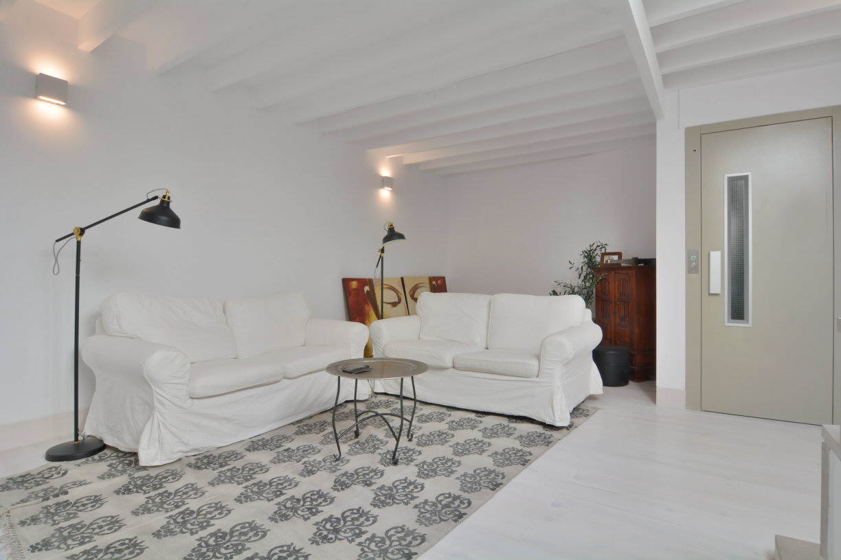 Living area: 380 m² Bedrooms: 3  - Townhouse in Palma Old Town #12803 - 5