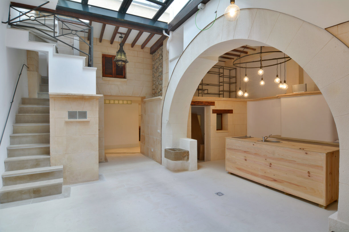 Living area: 380 m² Bedrooms: 3  - Townhouse in Palma Old Town #12803 - 12