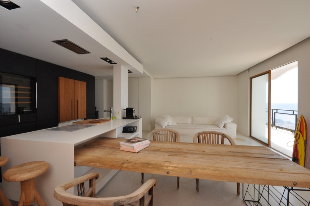 Living area: 190 m² Bedrooms: 4  - Apartment in Cala Mayor #12146 - 4