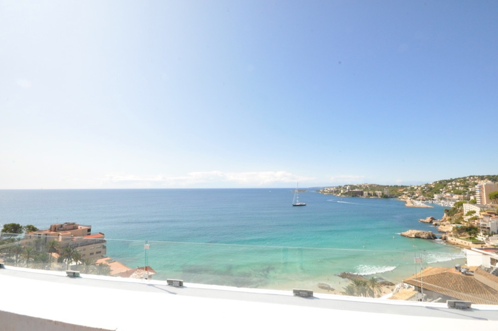 Living area: 190 m² Bedrooms: 4  - Apartment in Cala Mayor #12146 - 12