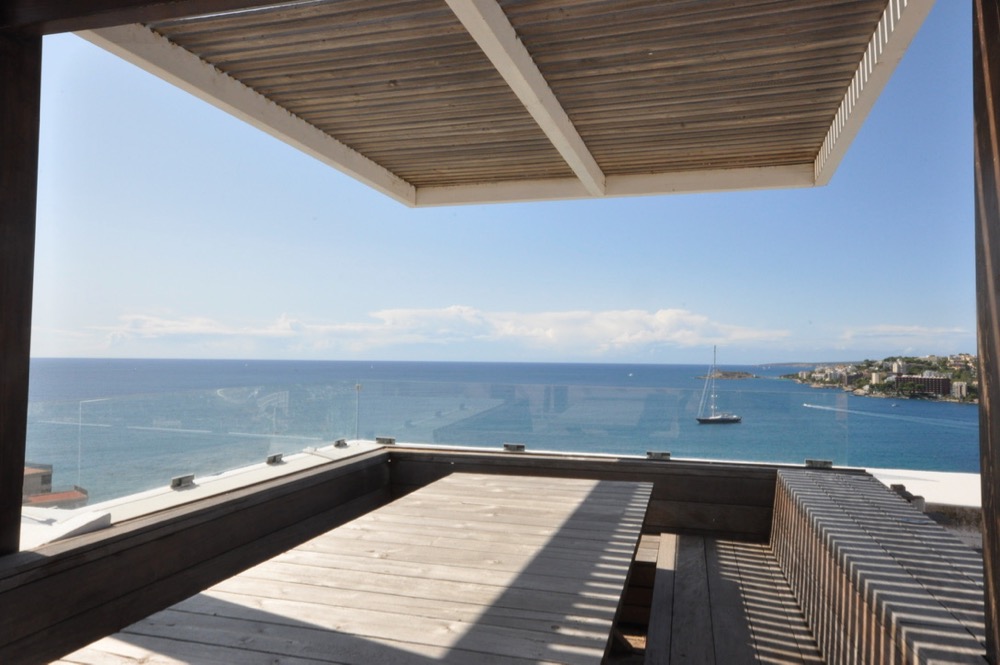 Living area: 190 m² Bedrooms: 4  - Apartment in Cala Mayor #12146 - 11