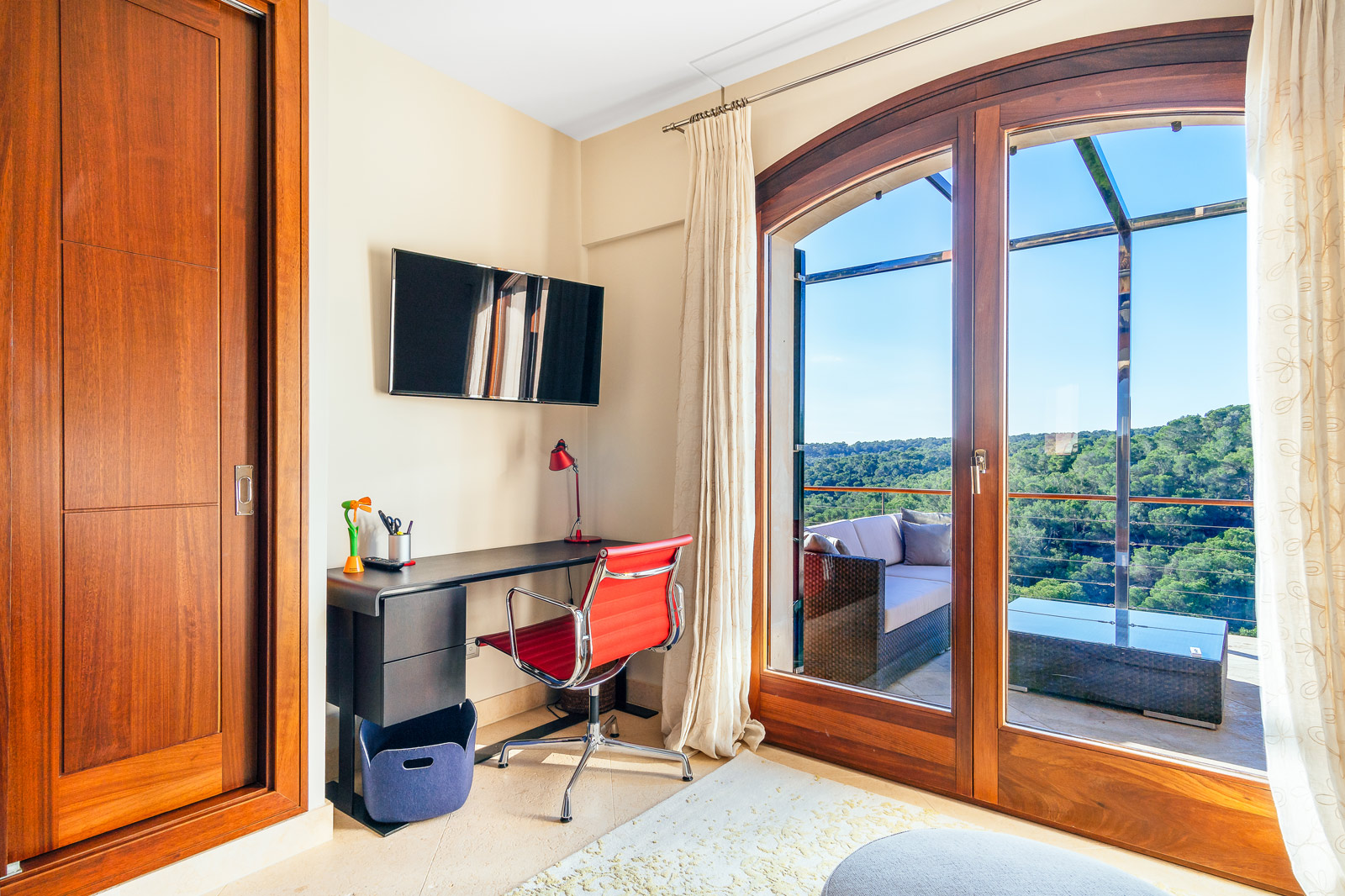 Living area: 240 m² Bedrooms: 4  - Villa in Sol de Mallorca #02244 - 4