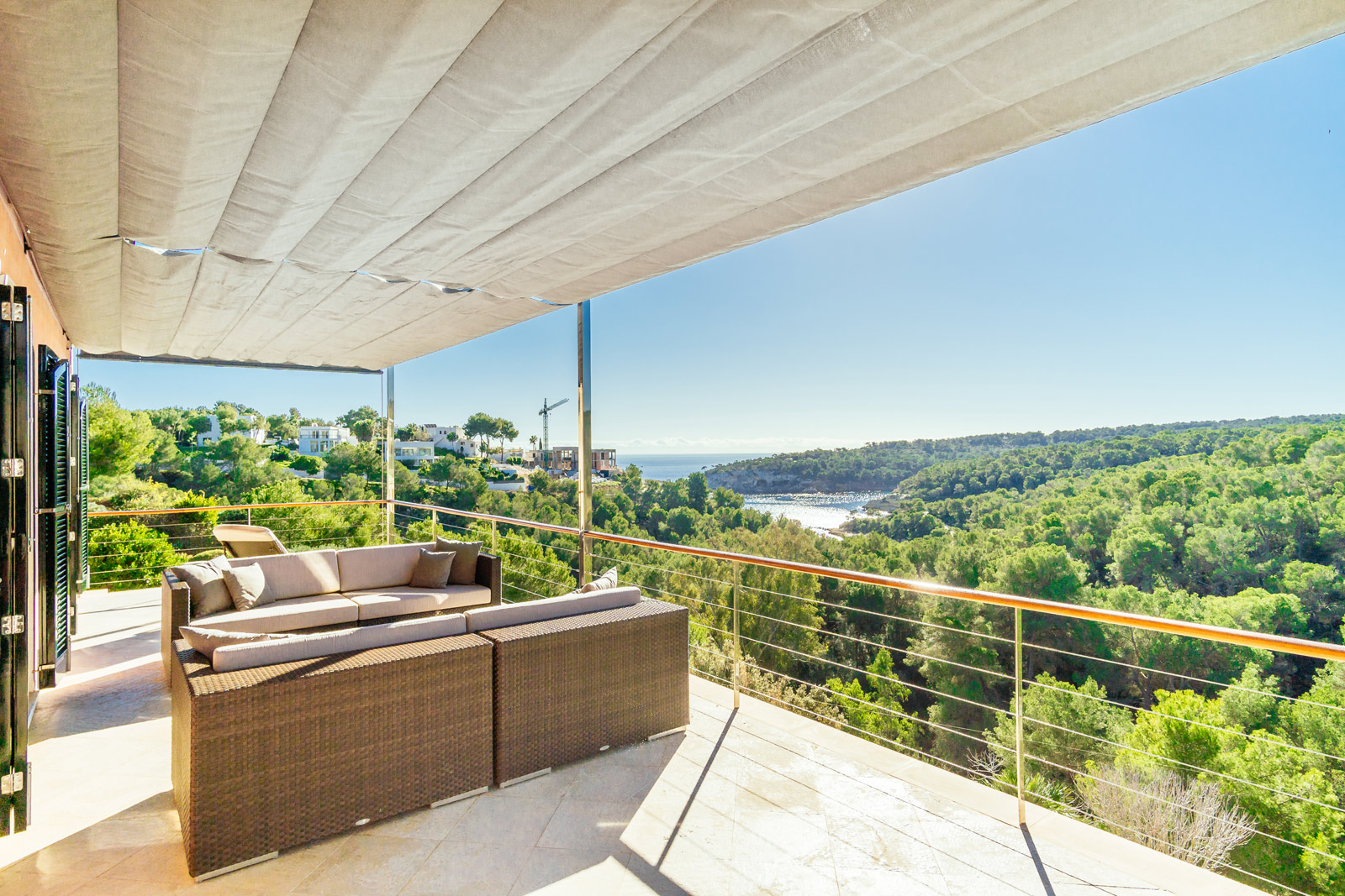 Living area: 240 m² Bedrooms: 4  - Villa in Sol de Mallorca #02244 - 5