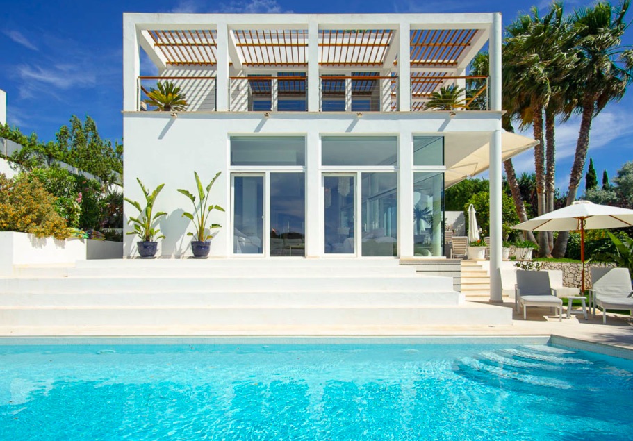 Living area: 450 m² Bedrooms: 4  - Elegant villa in Sol de Mallorca #2021020 - 1