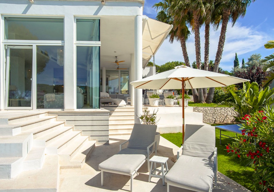 Living area: 450 m² Bedrooms: 4  - Elegant villa in Sol de Mallorca #2021020 - 16
