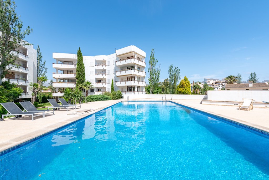 Living area: 145 m² Bedrooms: 3  - Fantastic apartment with sea view in Port de Pollensa #2231058 - 4