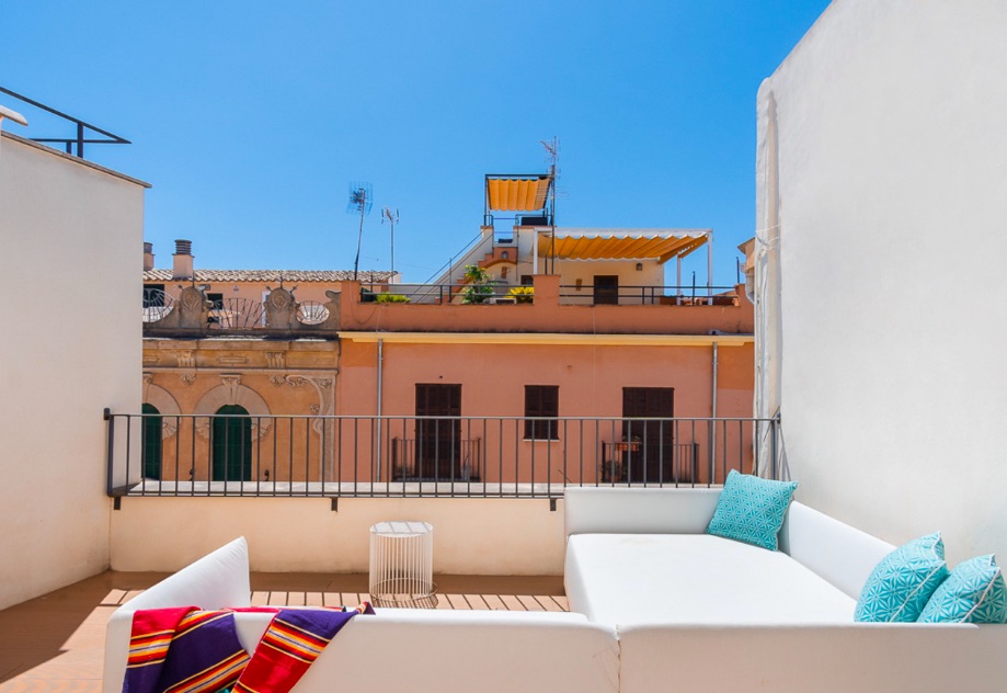Living area: 110 m² Bedrooms: 2  - Duplex with private roof terrace in Palma, Santa Catalina #2121063 - 1