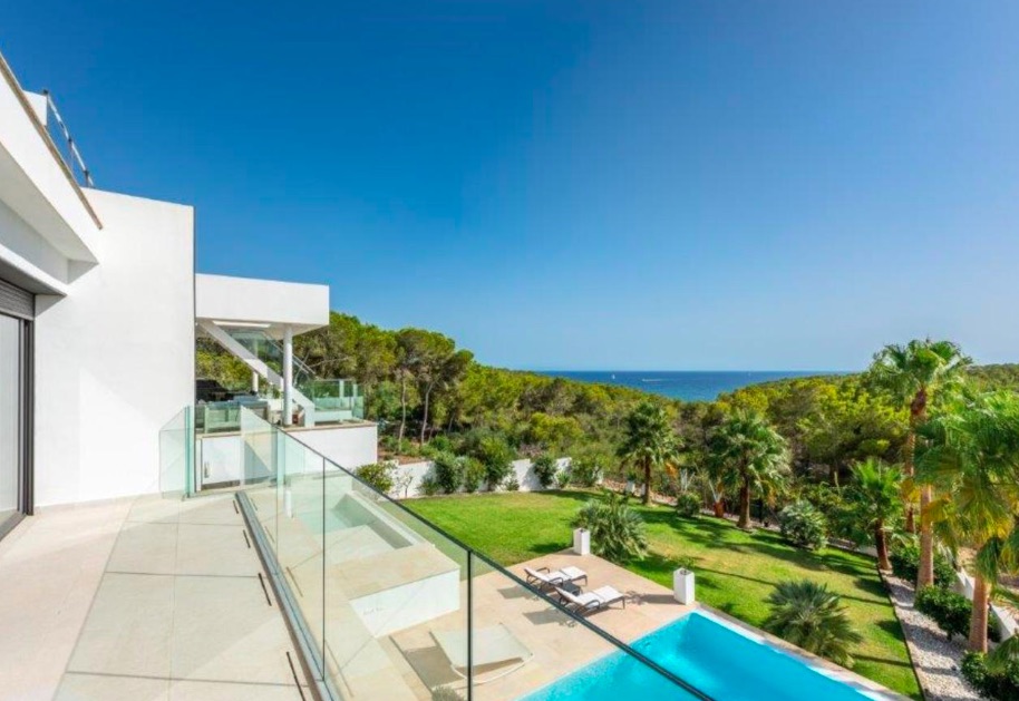 Living area: 518 m² Bedrooms: 3  - Modern villa with sea view in Cala Vinyes #2021092 - 1