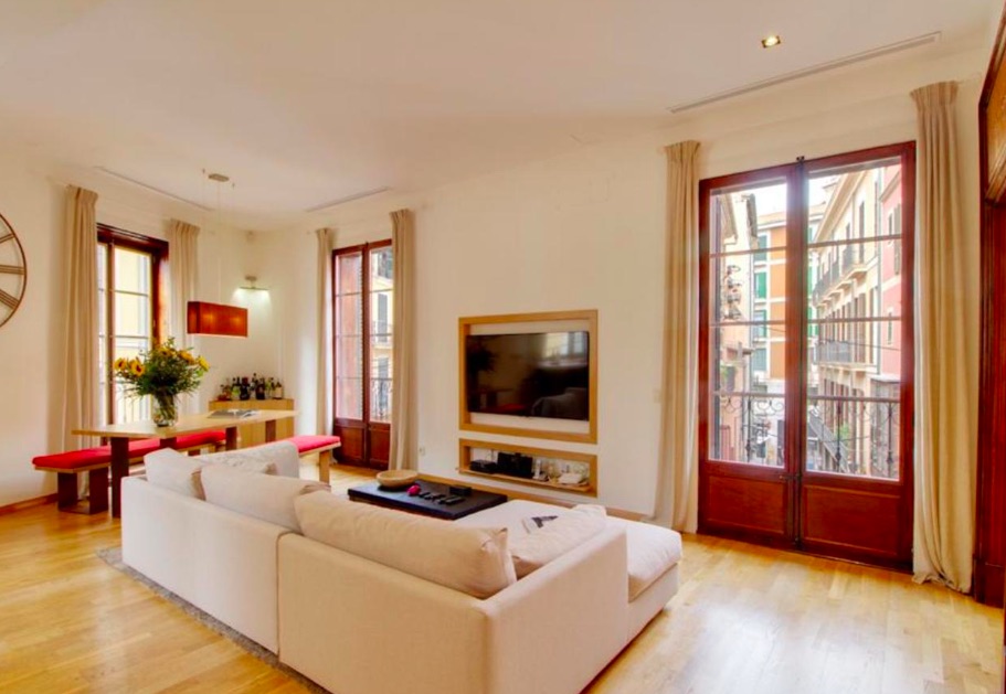 Living area: 196 m² Bedrooms: 3  - Beautiful apartment in Old Town, Palma #2121098 - 4