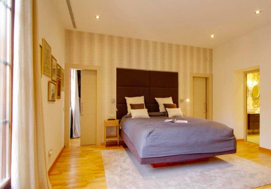 Living area: 196 m² Bedrooms: 3  - Beautiful apartment in Old Town, Palma #2121098 - 10