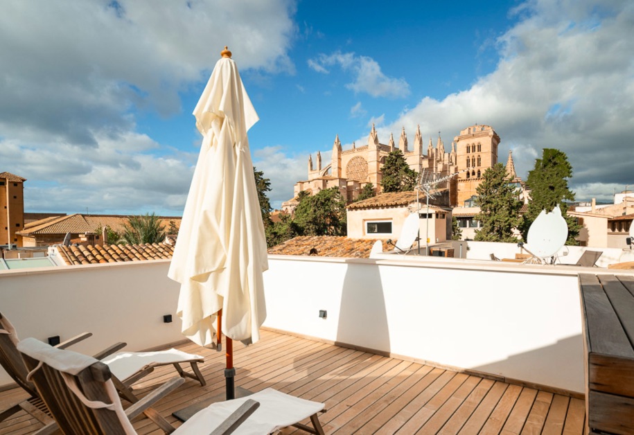 Living area: 266 m² Bedrooms: 3  - Penthouse with roof terrace in Old Town, Palma #2121106 - 14