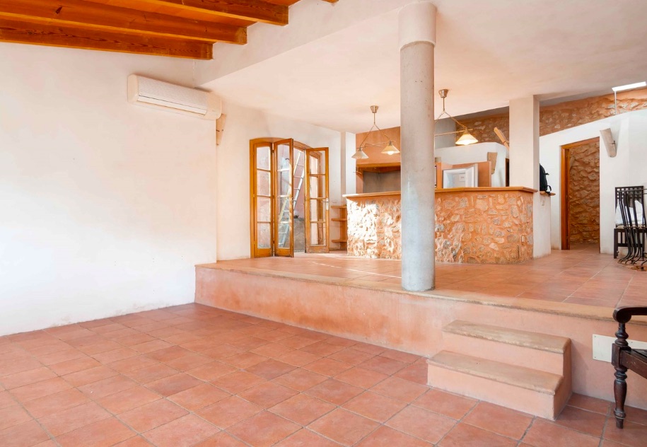 Living area: 113 m² Bedrooms: 1  - Charming house with possibilities in Genova #2121107 - 1