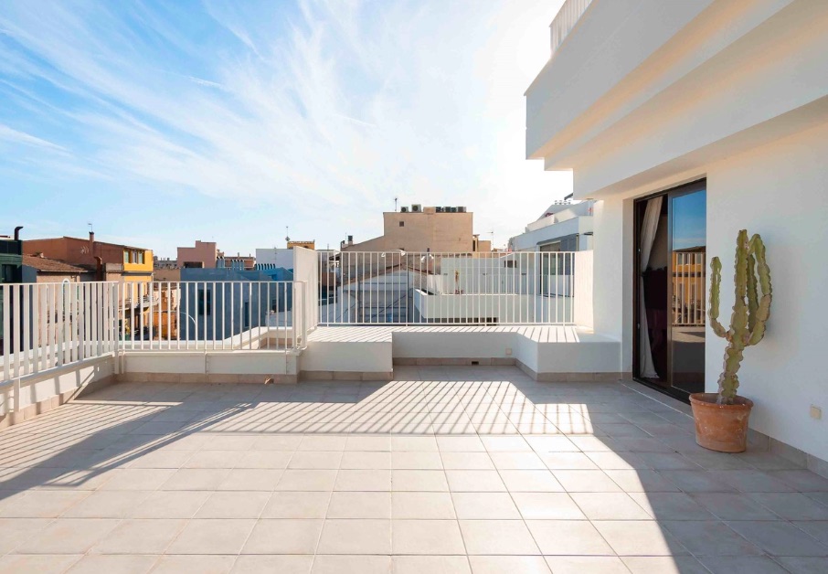 Living area: 247 m² Bedrooms: 4  - Bright apartment in Plaza Gomila, Palma #2121110 - 2