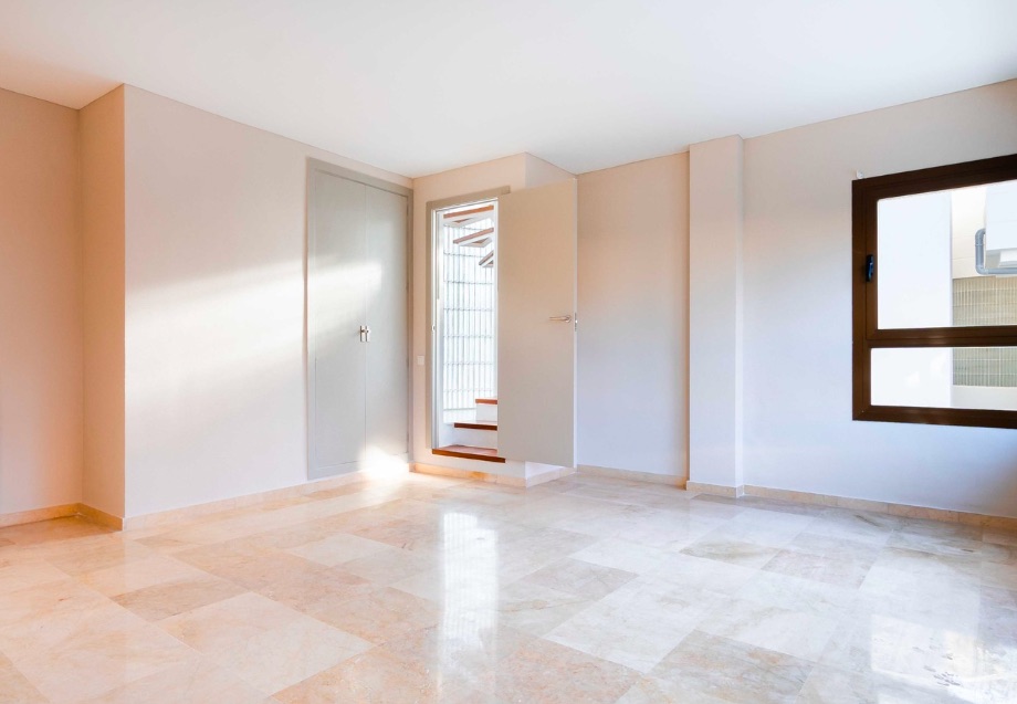 Living area: 247 m² Bedrooms: 4  - Bright apartment in Plaza Gomila, Palma #2121110 - 7