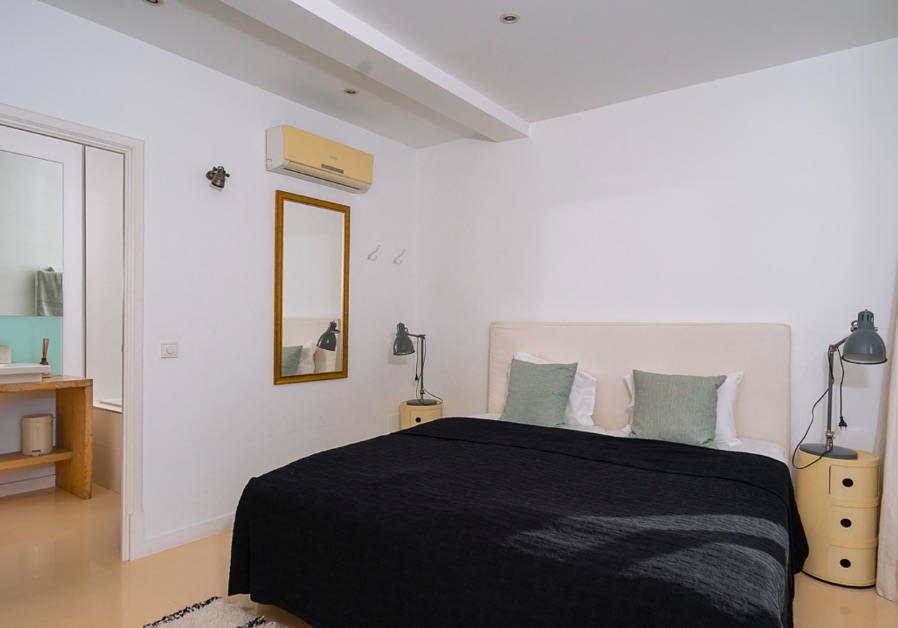Living area: 128 m² Bedrooms: 2  - Beautiful refurbished apartment  in Palma Santa Catalina #2121115 - 5