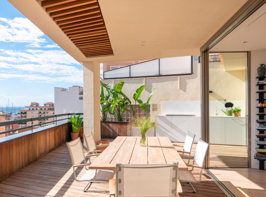 Living area: 160 m² Bedrooms: 2  - Fantastic penthouse with a huge terrace in Santa Catalina, Palma #2121120 - 1