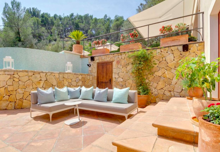 Living area: 375 m² Bedrooms: 5  - Beautiful finca with pool and garden in Calvia #2021121 - 3