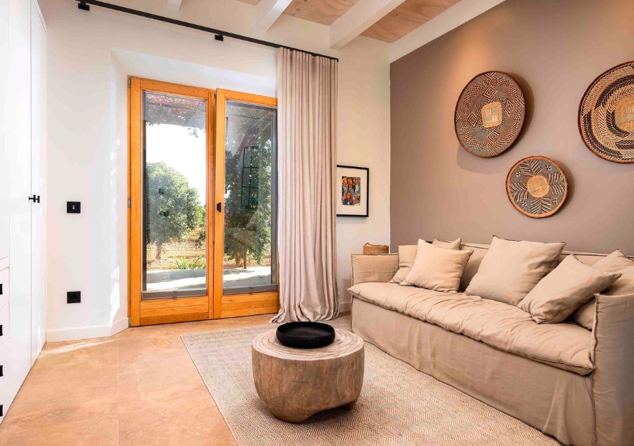 Living area: 467 m² Bedrooms: 6  - Fantastic finca in Santa Maria #2141121 - 12