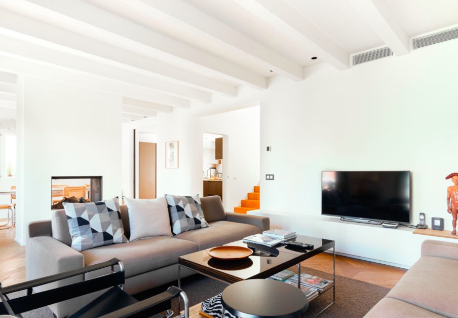 Living area: 450 m² Bedrooms: 5  - Fantastic house with sea views, pool and guesthouse in Palma, El Terreno #2121123 - 3