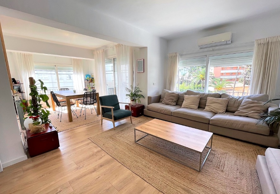 Living area: 140 m² Bedrooms: 3  - Bright, renovated apartment in San Agustin #2121130 - 1