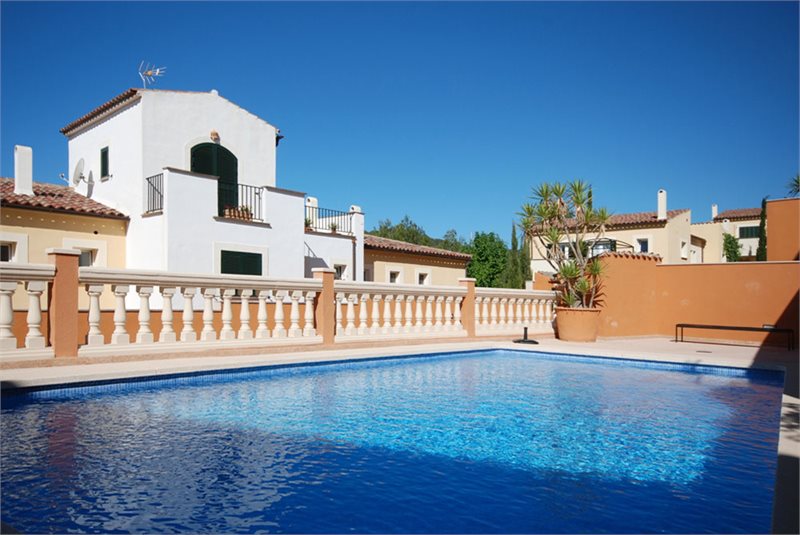 Boyta: 200 m² Sovrum: 4  - Townhouse i Camp de Mar #01707 - 1