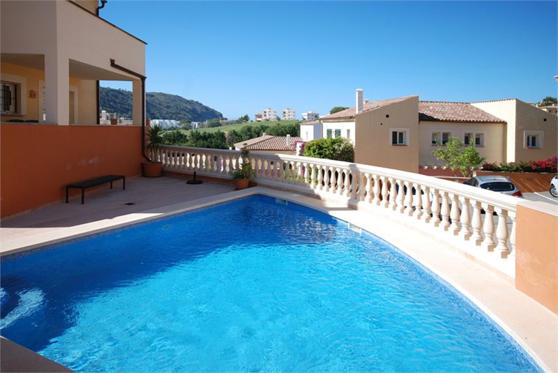 Boyta: 200 m² Sovrum: 4  - Townhouse i Camp de Mar #01707 - 12