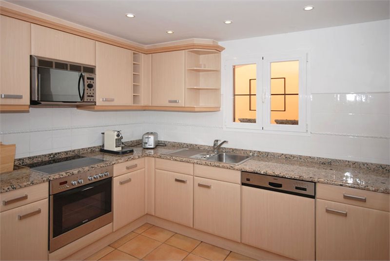 Boyta: 200 m² Sovrum: 4  - Townhouse i Camp de Mar #01707 - 6