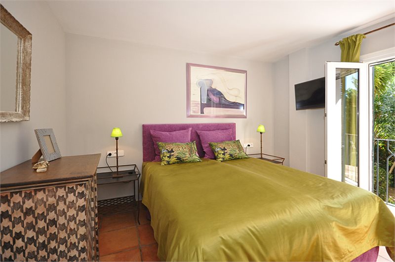 Boyta: 190 m² Sovrum: 3  - Lägenhet i Bendinat #02973 - 10