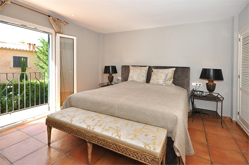 Boyta: 190 m² Sovrum: 3  - Lägenhet i Bendinat #02973 - 11