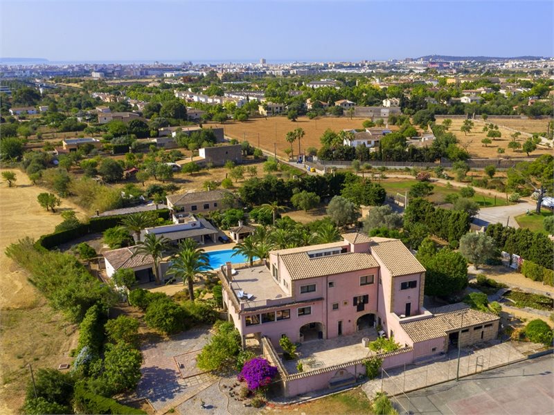 Boyta: 940 m² Sovrum: 6  - Finca i Establiments #12179 - 2