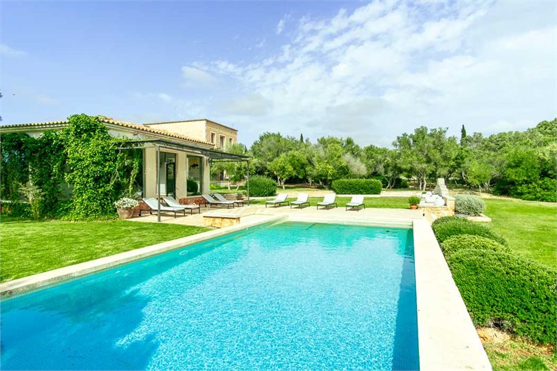 Boyta: 658 m² Sovrum: 5  - Finca i Campos #50187 - 2