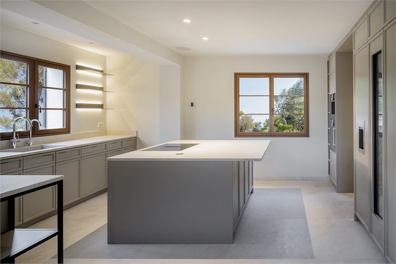 Boyta: 400 m² Sovrum: 6  - Villa i Bendinat #02215 - 14