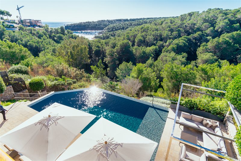 Boyta: 240 m² Sovrum: 4  - Villa i Sol de Mallorca #02244 - 3