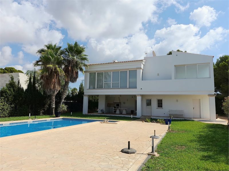 Boyta: 320 m² Sovrum: 5  - Villa i Porto Petro #53260 - 2