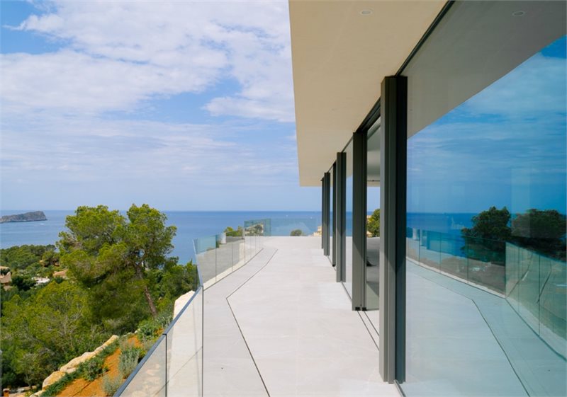 Boyta: 720 m² Sovrum: 5  - Fantastisk villa i Costa del la Calma #2021012 - 9