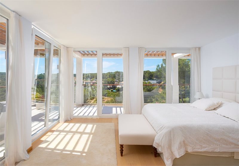 Living area: 450 m² Bedrooms: 4  - Elegant villa in Sol de Mallorca #2021020 - 8