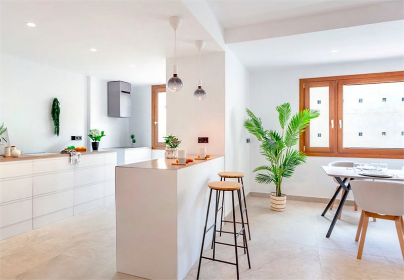Boyta: 144 m² Sovrum: 3  - Ljus och nyrenoverad lägenhet i Palma #2121029 - 4