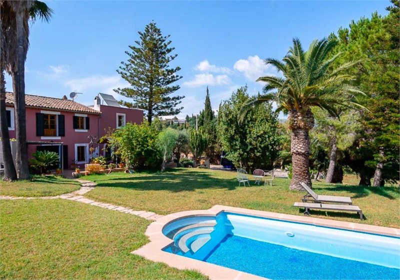 Living area: 1,091 m² Bedrooms: 9  - Beautiful finca Establiments #2121038 - 3