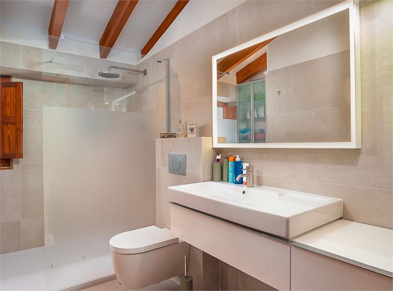 Living area: 1,091 m² Bedrooms: 9  - Beautiful finca Establiments #2121038 - 11