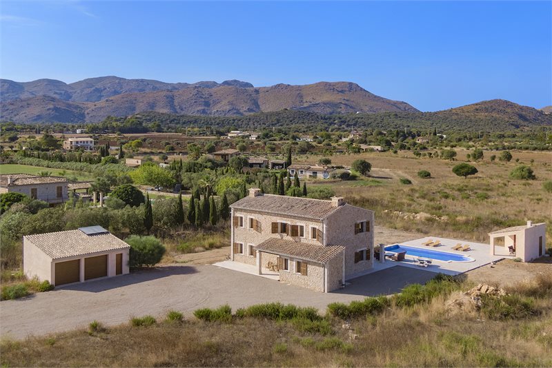 Boyta: 334 m² Sovrum: 3  - Nybyggd villa i Port de Pollensa #2231056 - 1