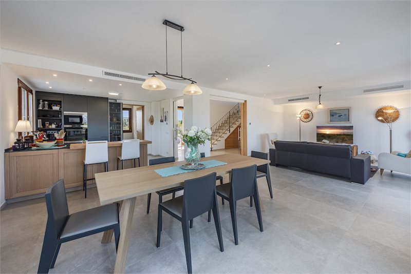 Boyta: 334 m² Sovrum: 3  - Nybyggd villa i Port de Pollensa #2231056 - 2