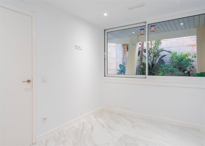 Living area: 75 m² Bedrooms: 2  - Apartment with sea view in Portal Nous #2021075 - 2