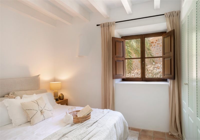 Living area: 280 m² Bedrooms: 3  - Beautiful newly built townhouse in Deia #2091079 - 8