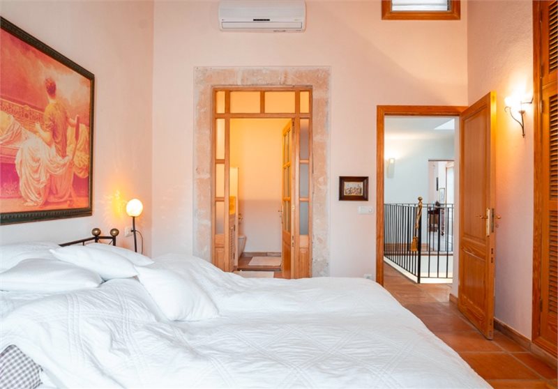 Living area: 618 m² Bedrooms: 6  - Charming  "3 in 1" house in Ljucmajor #2491096 - 5