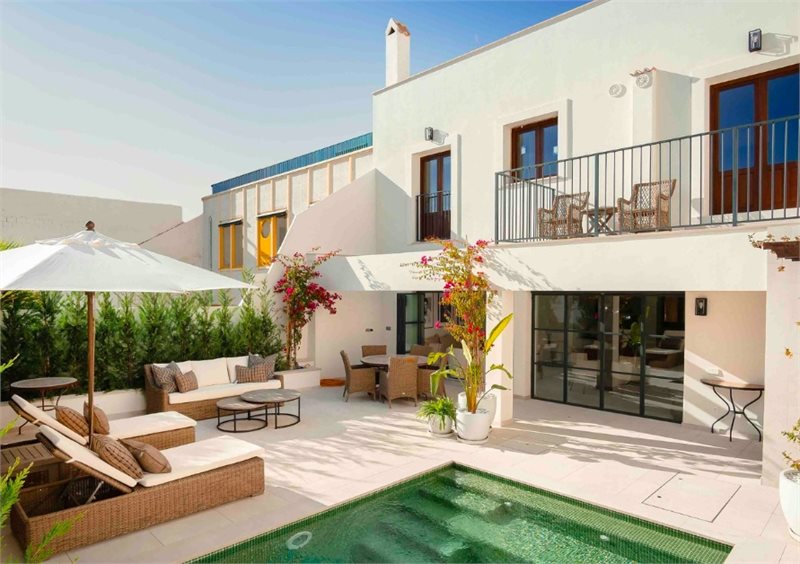 Boyta: 218 m² Sovrum: 3  - Townhouse med trädgård och pool i Son Espanyolet, Palma #2121105 - 1