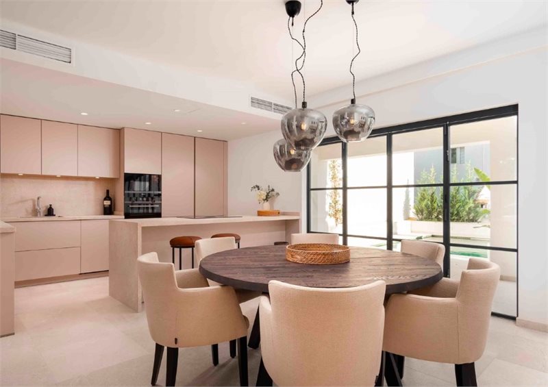 Boyta: 218 m² Sovrum: 3  - Townhouse med trädgård och pool i Son Espanyolet, Palma #2121105 - 5