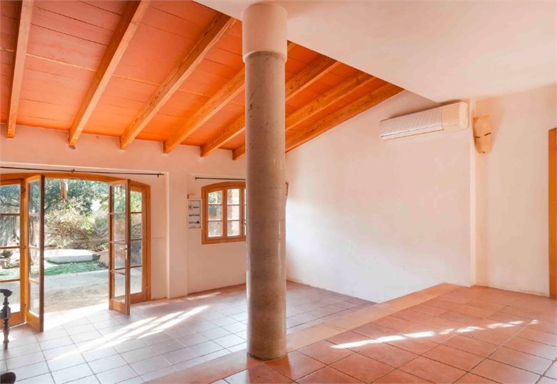 Boyta: 113 m² Sovrum: 1  - Charmigt hus med potential, i Genova #2121107 - 3