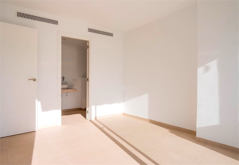 Living area: 80 m² Bedrooms: 2  - Charming apartment with sea view in Port Adriano #2121116 - 6
