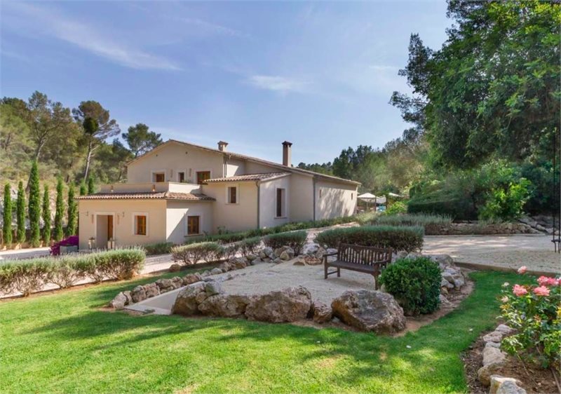 Living area: 375 m² Bedrooms: 5  - Beautiful finca with pool and garden in Calvia #2021121 - 11